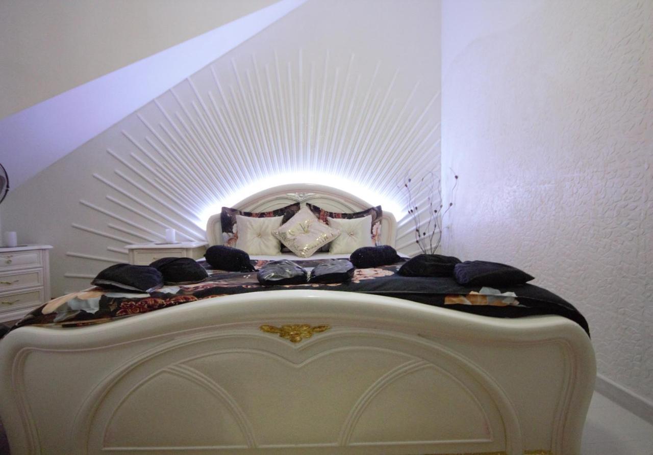 Apartment Penthouse 基希讷乌 外观 照片